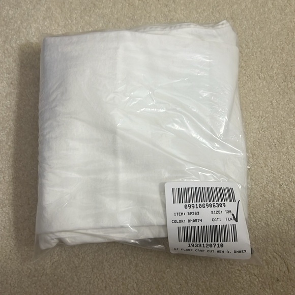 NEW J. Crew Factory White Mid-Rise Flare Crop Signature Stretch Jeans T28 - Picture 8 of 8